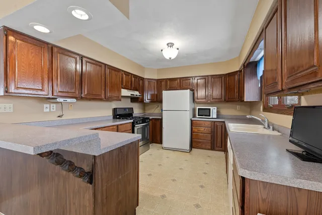 $479,900 | W9158 Horse Shoe Road, Beaver Dam, WI 53916