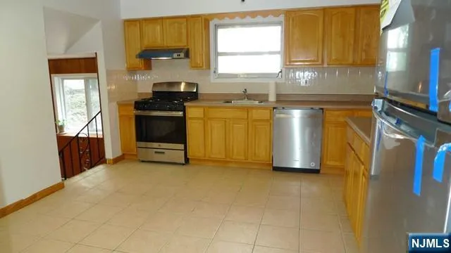 $5,200 | 48 Rock Road, Englewood Cliffs, NJ 07632