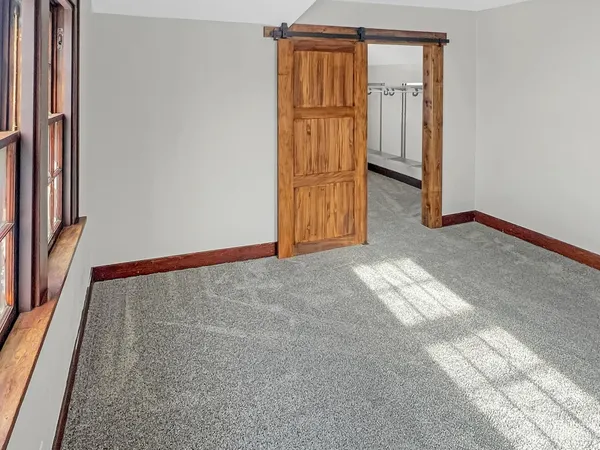 $139,900 | 520 East Blue Earth Avenue, Fairmont, MN 56031