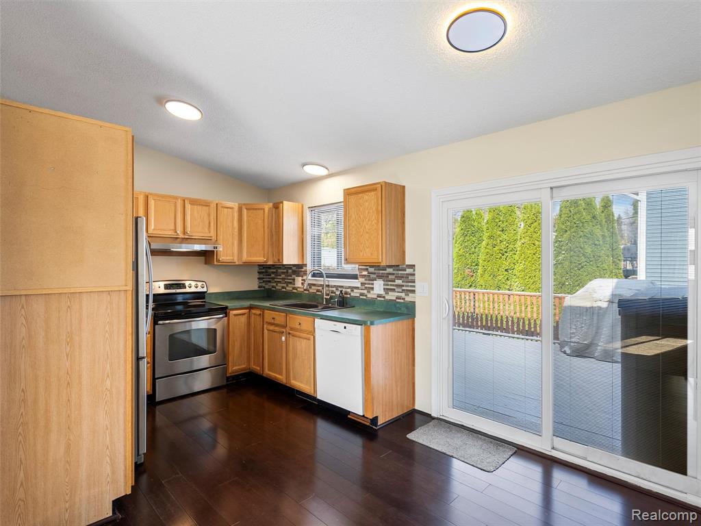 3940 Cone Avenue Rochester Hills, MI 48309 - Photo 13 of 30