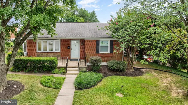 front view of house with a yard