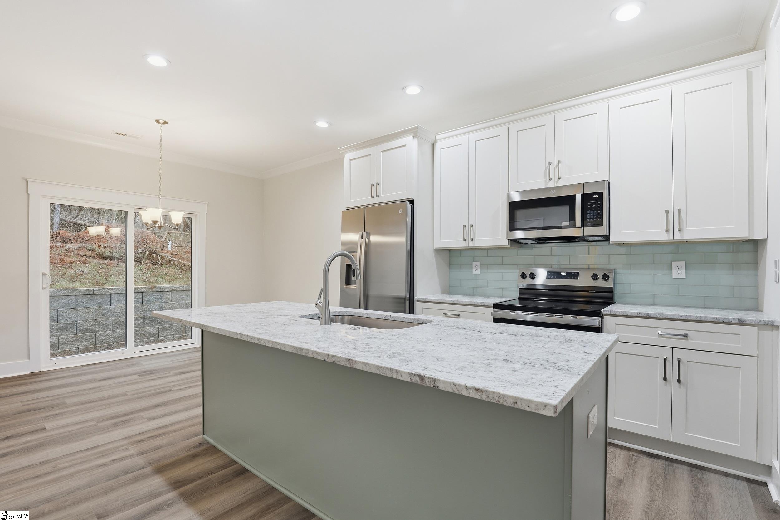 210 Giles Street Anderson, SC 29621 - Photo 2 of 41