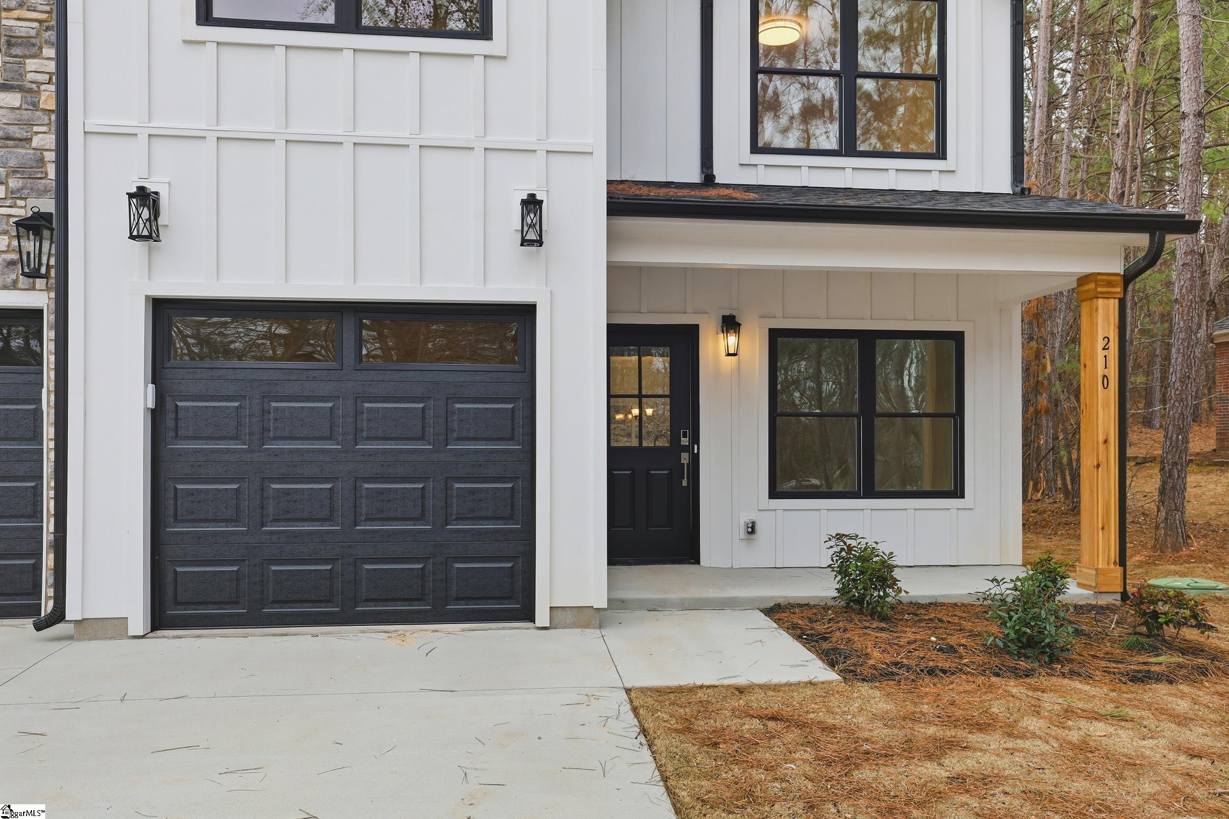 210 Giles Street Anderson, SC 29621 - Photo 3 of 41