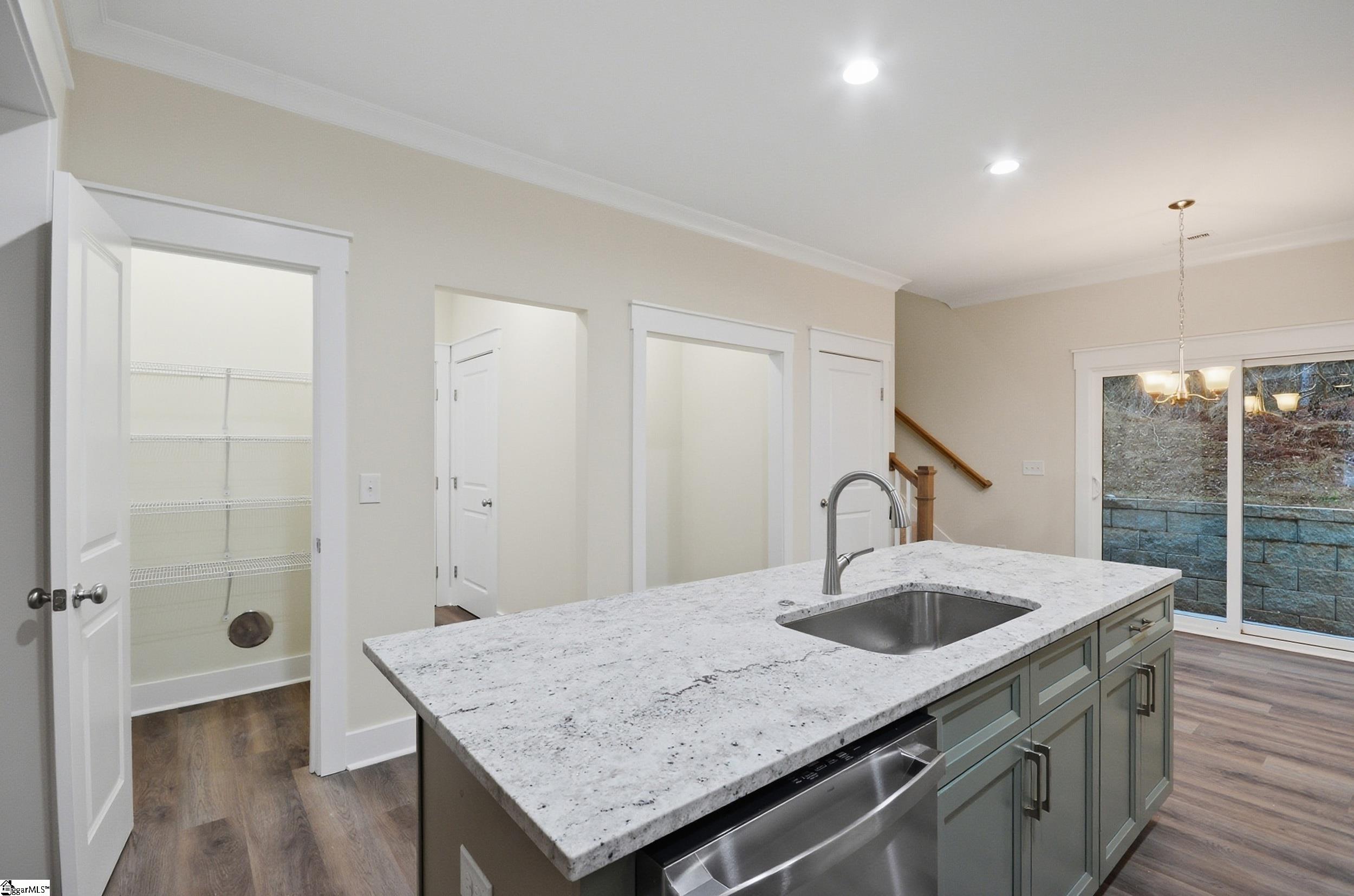 210 Giles Street Anderson, SC 29621 - Photo 4 of 41