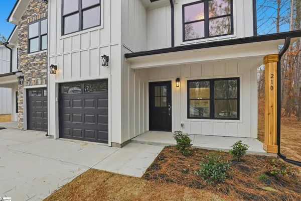 $343,990 | 210 Giles Street, Anderson, SC 29621