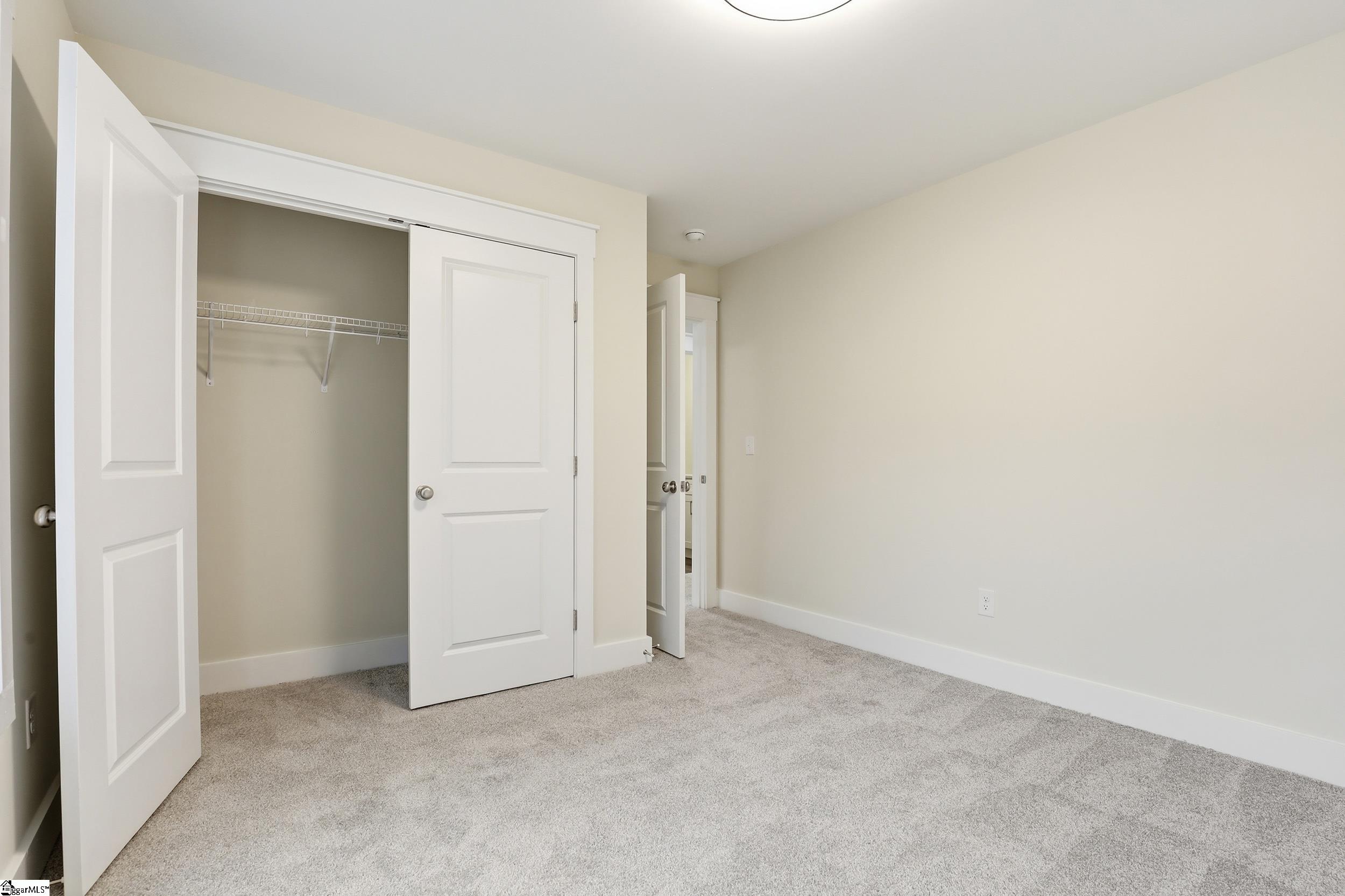 210 Giles Street Anderson, SC 29621 - Photo 10 of 41