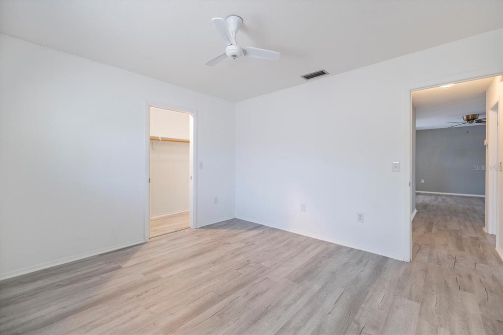 3568 Roslyn Road Venice, FL 34293 - Photo 22 of 29 Gallery Image 22