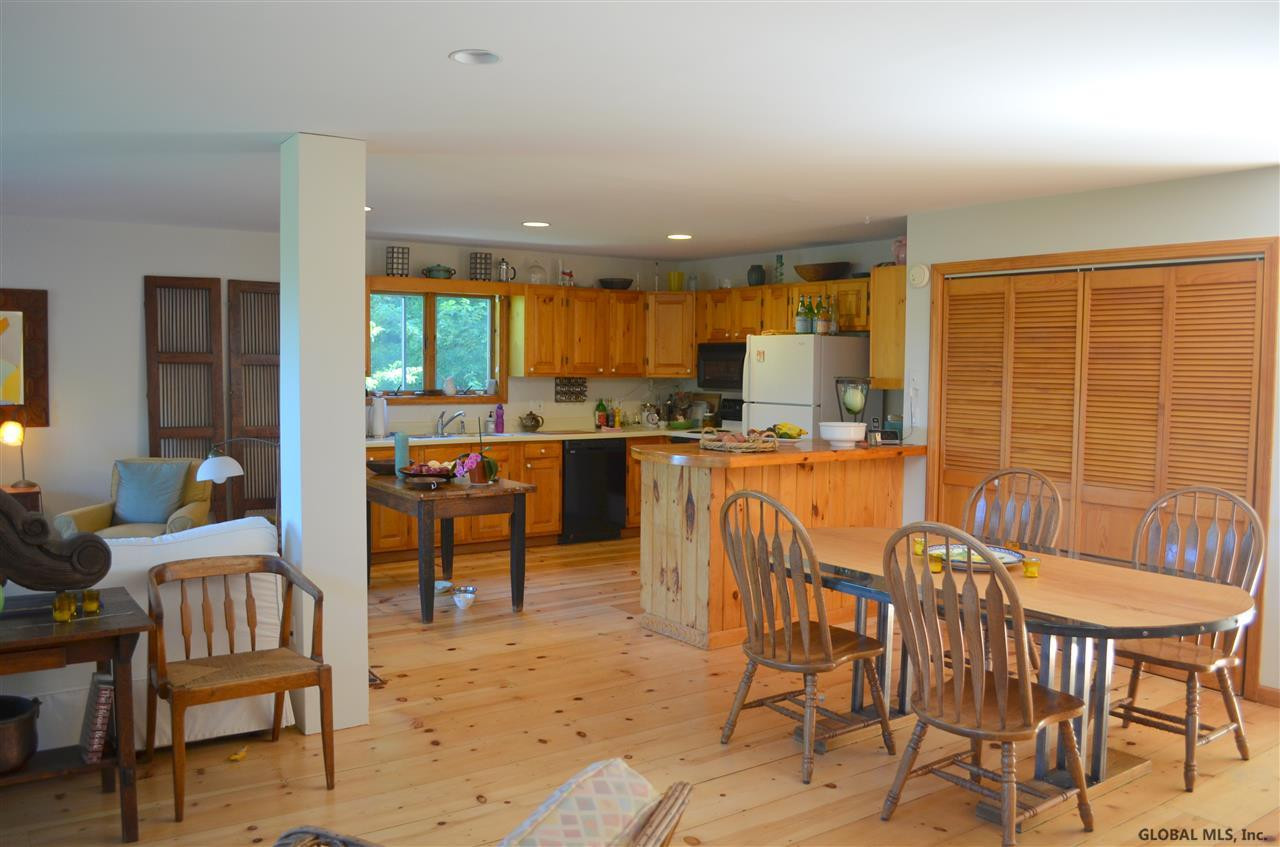 598 Fischer Road Kinderhook, NY 12106 - Photo 5 of 16 Photo 5