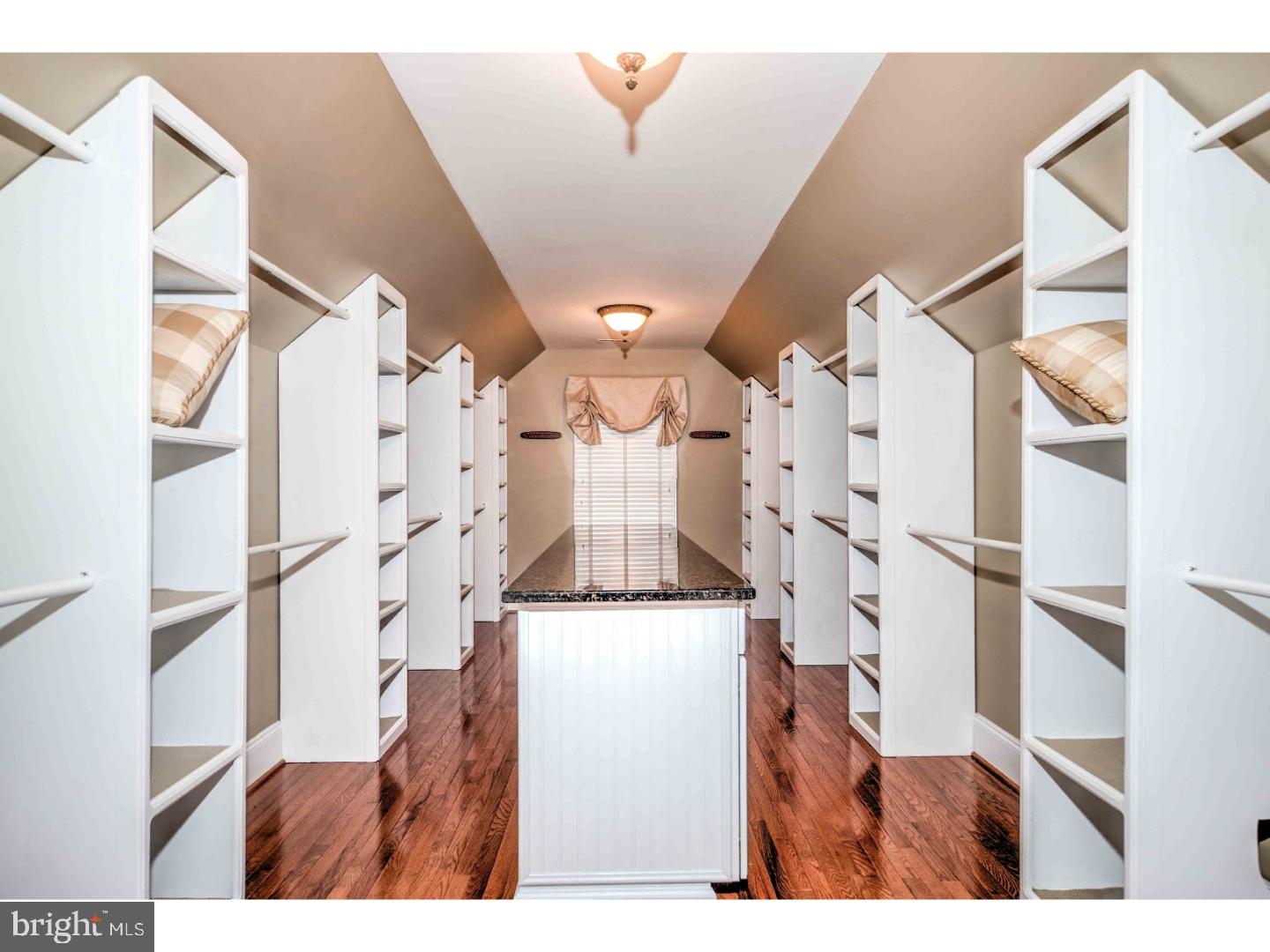 12 Poplar Road Chadds Ford, PA 19317 - Photo 16 of 25 Walk-in Closet