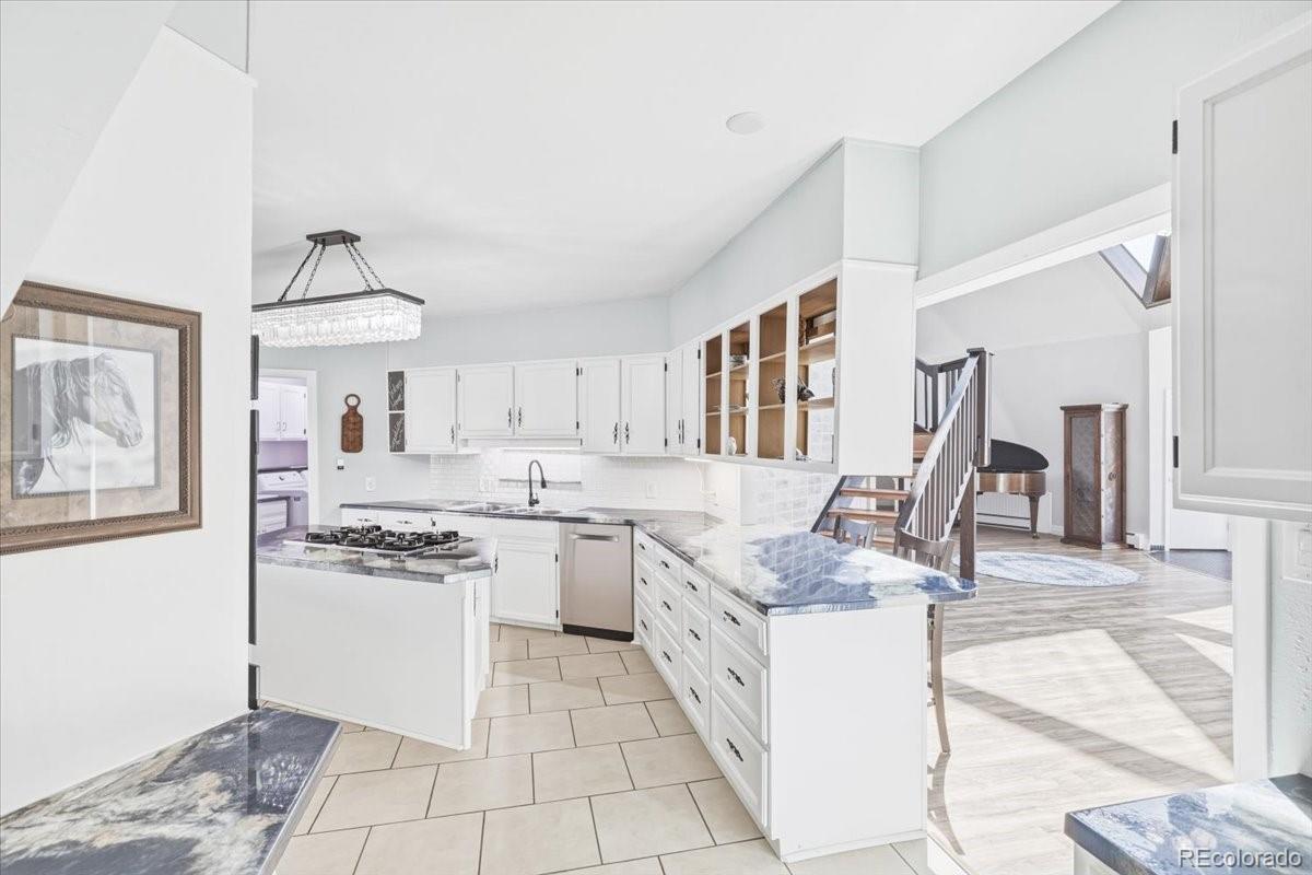 7145 Rafter Road Franktown, CO 80116 - Photo 12 of 50 Gallery Image 12