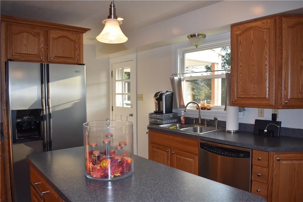 501 Franklin Farms Road Washington, PA 15301 - Photo 3 of 25 Gallery Image 3