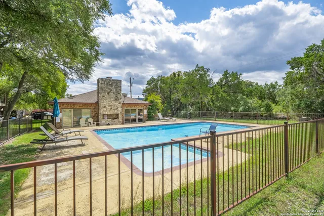 $369,000 | 306 Dietert Lane, Unit 103 & 104, Canyon Lake, TX 78133
