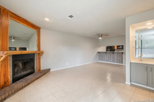 $369,000 | 306 Dietert Lane, Unit 103 & 104, Canyon Lake, TX 78133