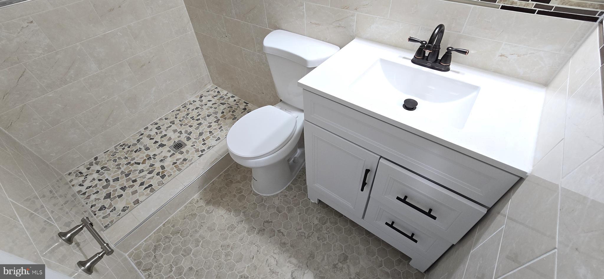 5528 Bucknell Road Baltimore, MD 21206 - Photo 34 of 60 Bathroom 2