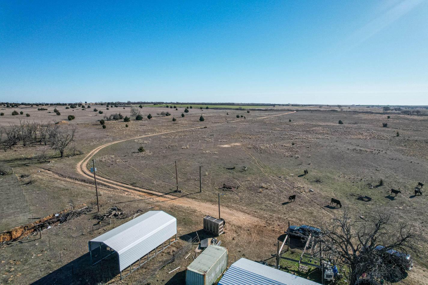 6643 Co Rd 7 Shamrock, TX 79079 - Photo 34 of 55 img (35 of 54)