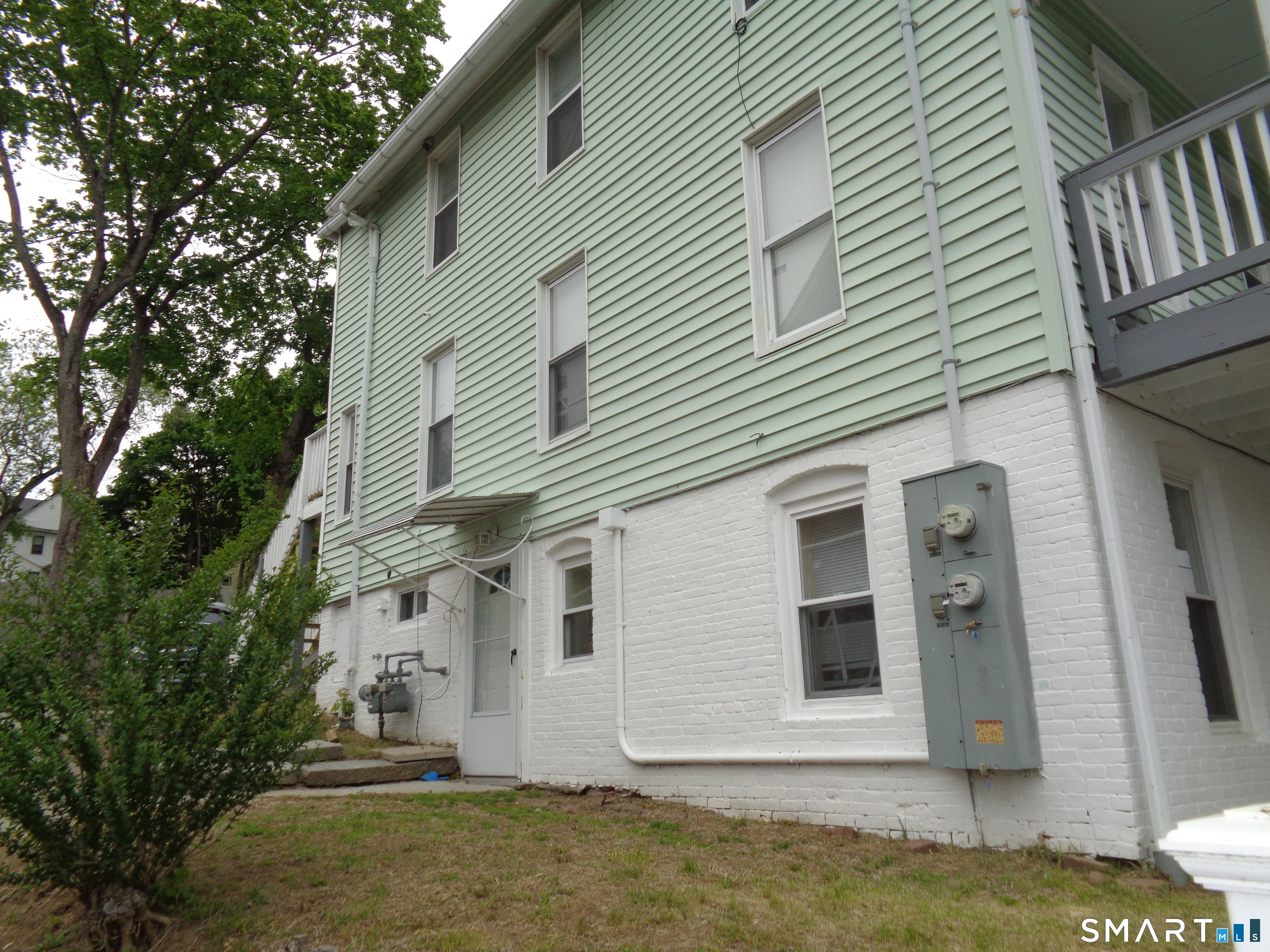 92 Smith Street Derby, CT 06418 - Photo 24 of 27