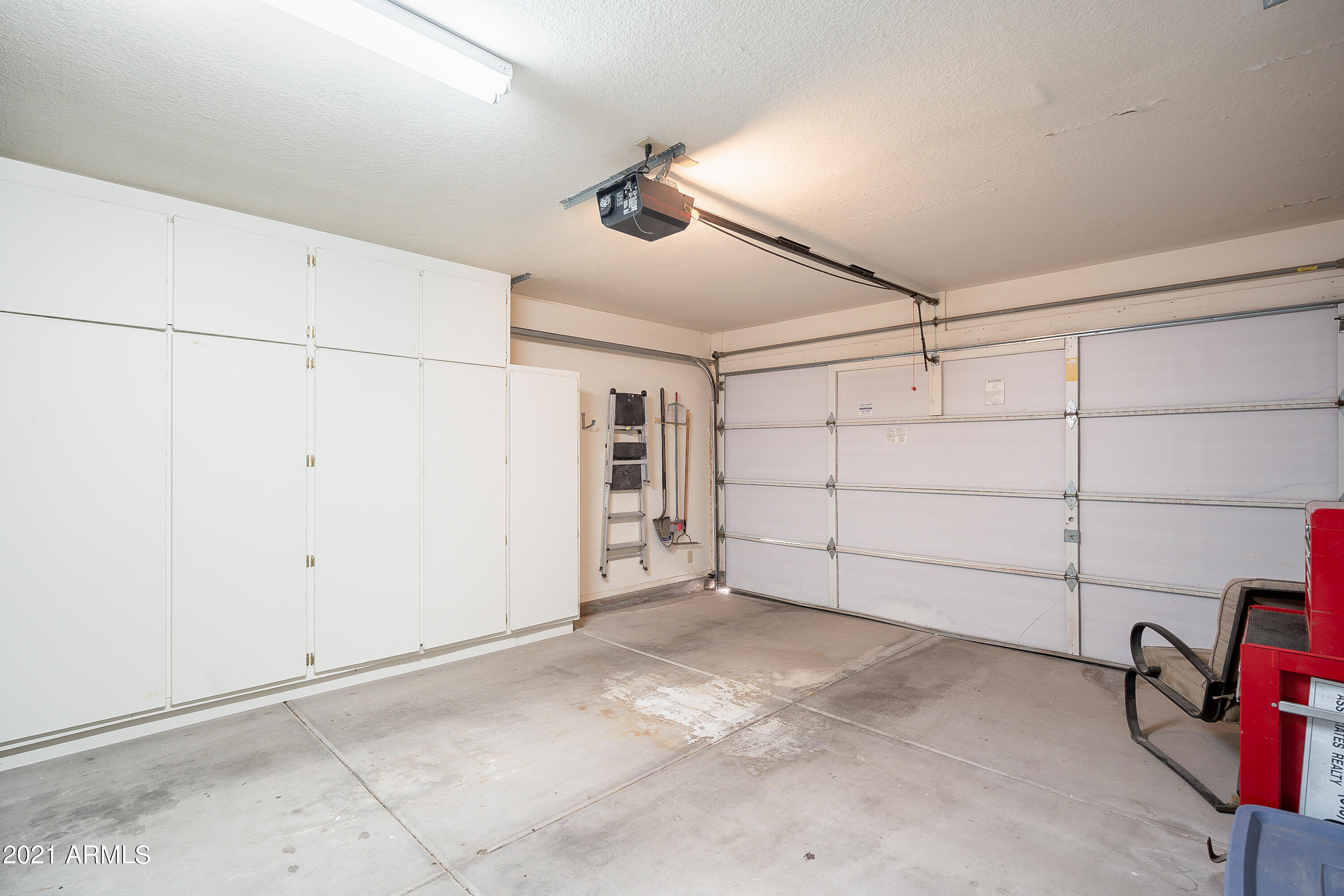 1802 East Peach Tree Drive Chandler, AZ 85249 - Photo 24 of 30 a view of a garage