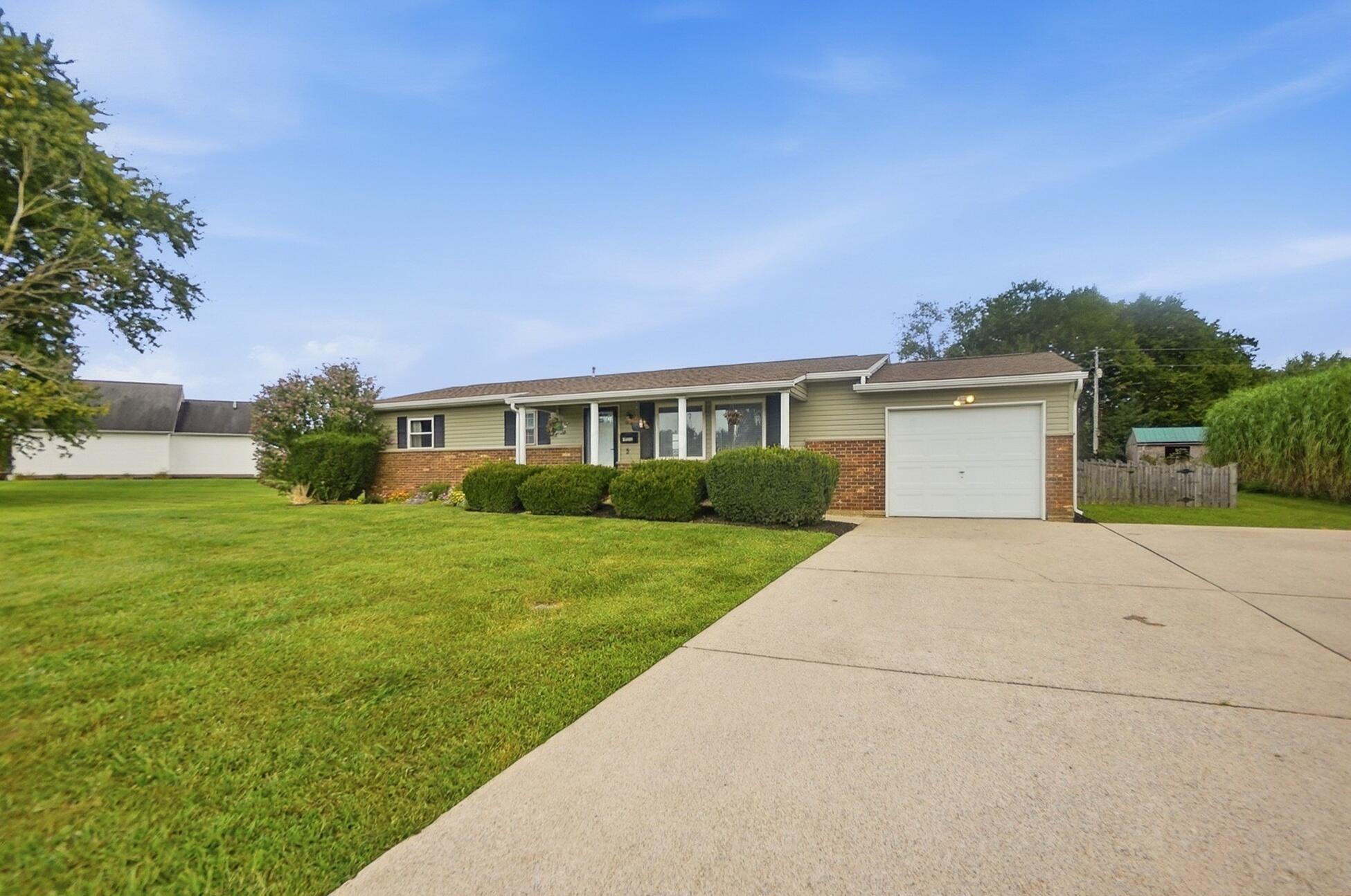23401 Bolender Pontious Road Circleville, OH 43113 - Photo 5 of 39 024