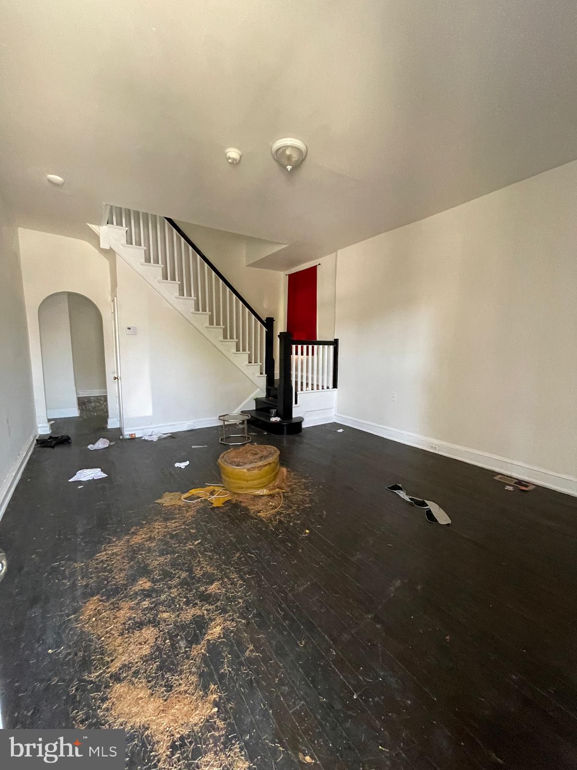 230 Collins Avenue Baltimore, MD 21229 - Photo 2 of 16