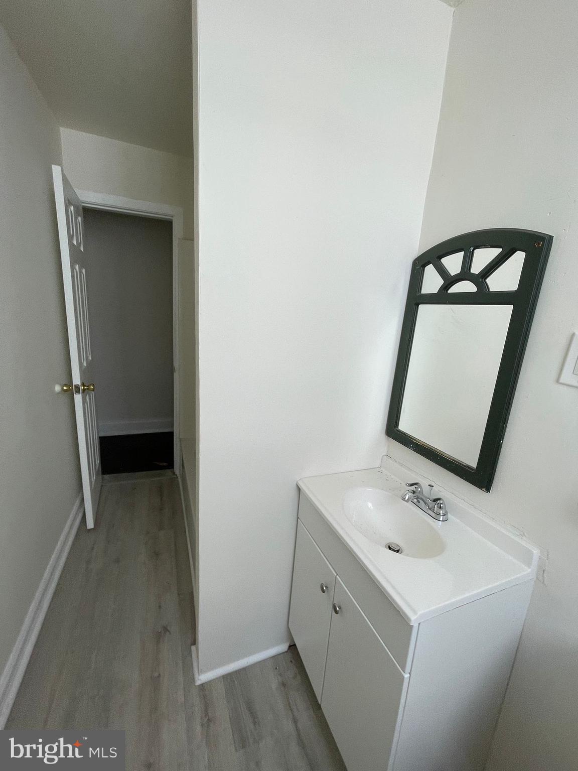 230 Collins Avenue Baltimore, MD 21229 - Photo 8 of 16