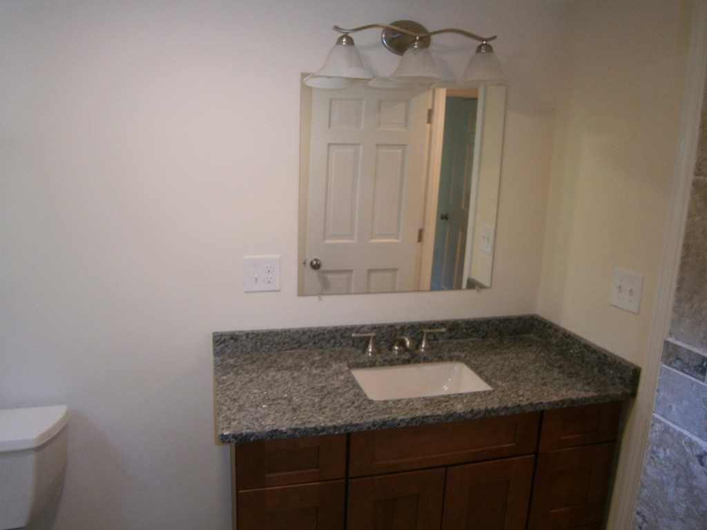19 Sandra Road Walpole, MA 02032 - Photo 11 of 20 Gallery Image 11