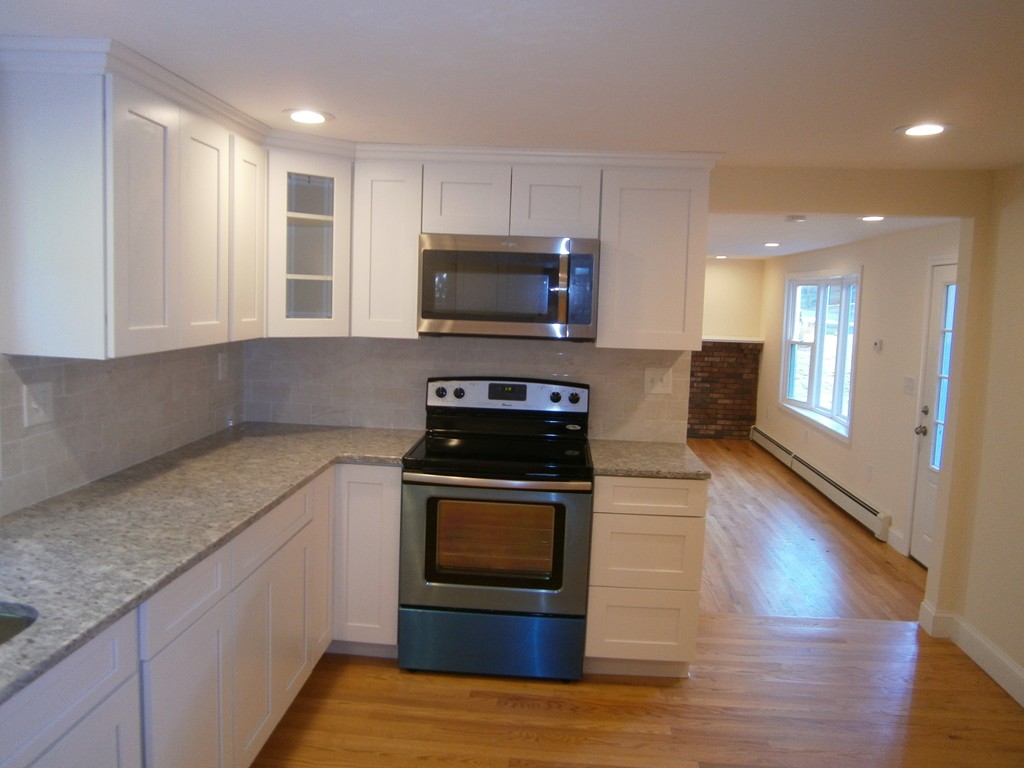 19 Sandra Road Walpole, MA 02032 - Photo 5 of 20 Gallery Image 5