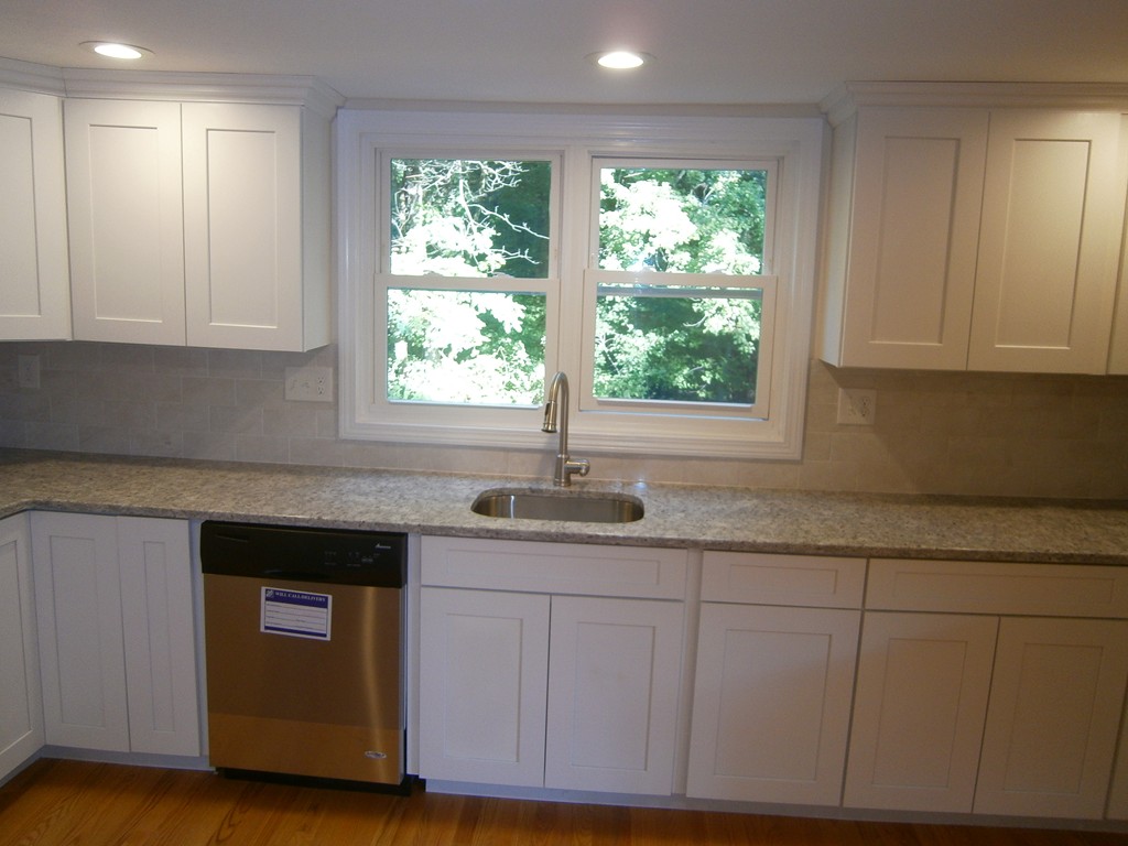 19 Sandra Road Walpole, MA 02032 - Photo 6 of 20 Gallery Image 6