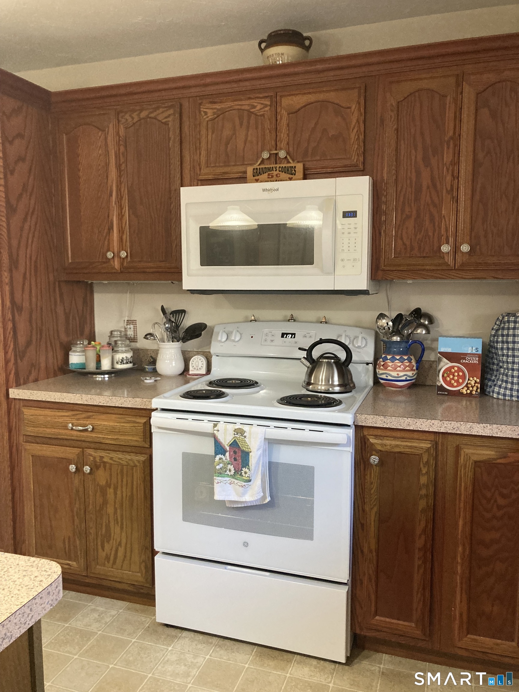 1741 Highway 197 Woodstock, CT 06281 - Photo 14 of 40