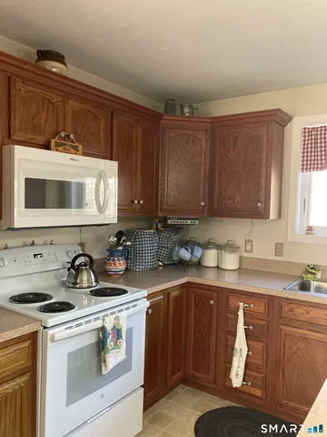 $399,900 | 1741 Highway 197, Woodstock, CT 06281