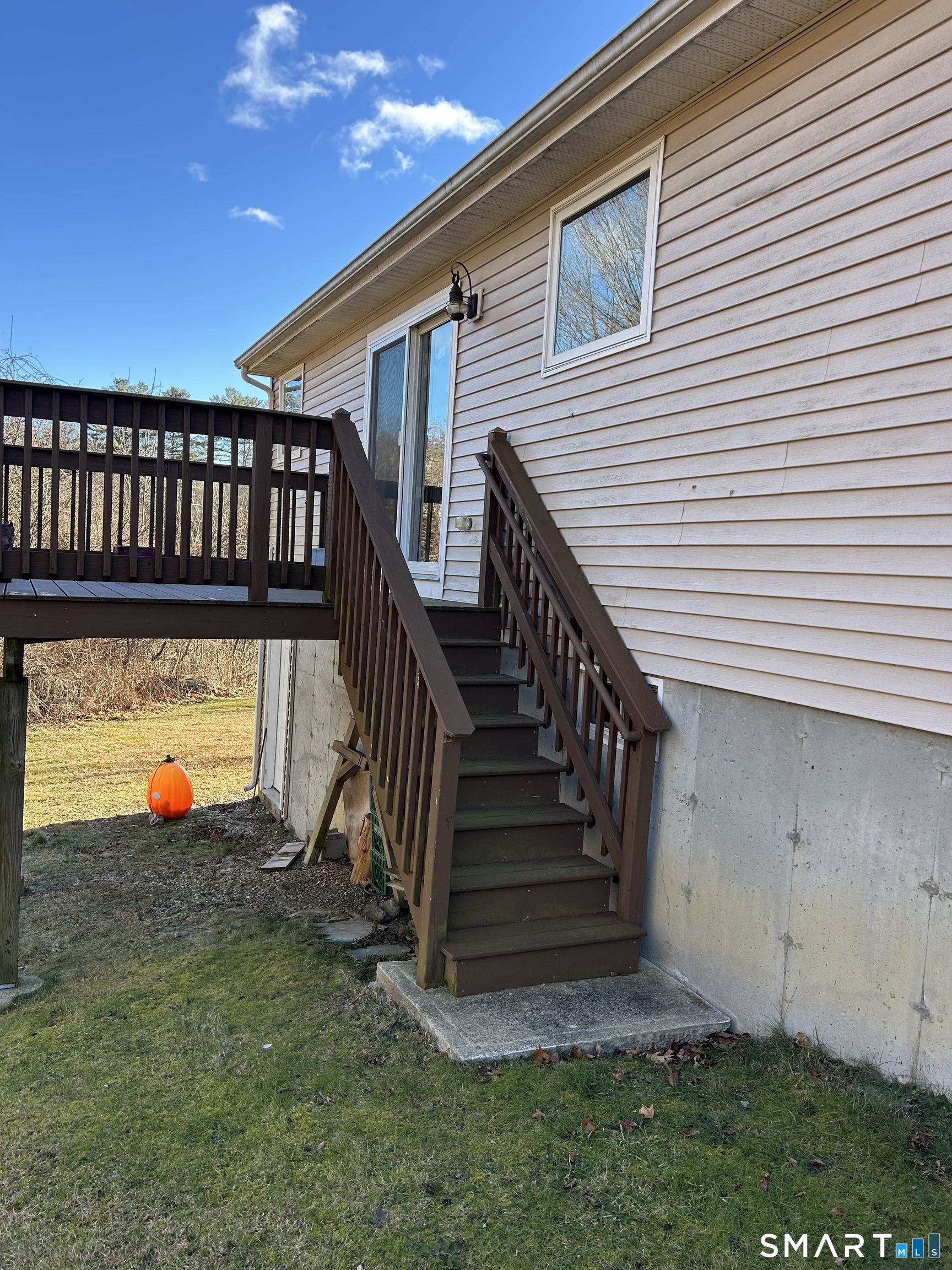 1741 Highway 197 Woodstock, CT 06281 - Photo 4 of 40