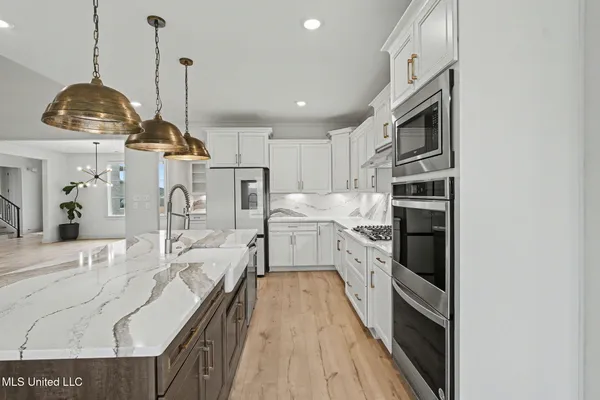 $675,000 | 13764 River Grove Lane, Olive Branch, MS 38654