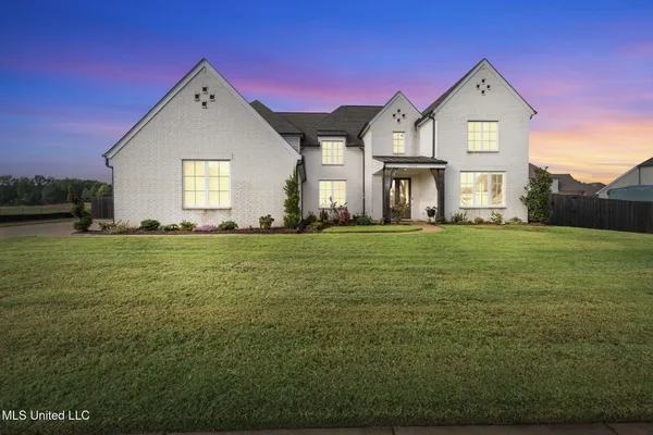 $675,000 | 13764 River Grove Lane, Olive Branch, MS 38654