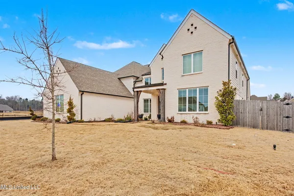 $675,000 | 13764 River Grove Lane, Olive Branch, MS 38654