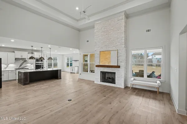 $675,000 | 13764 River Grove Lane, Olive Branch, MS 38654