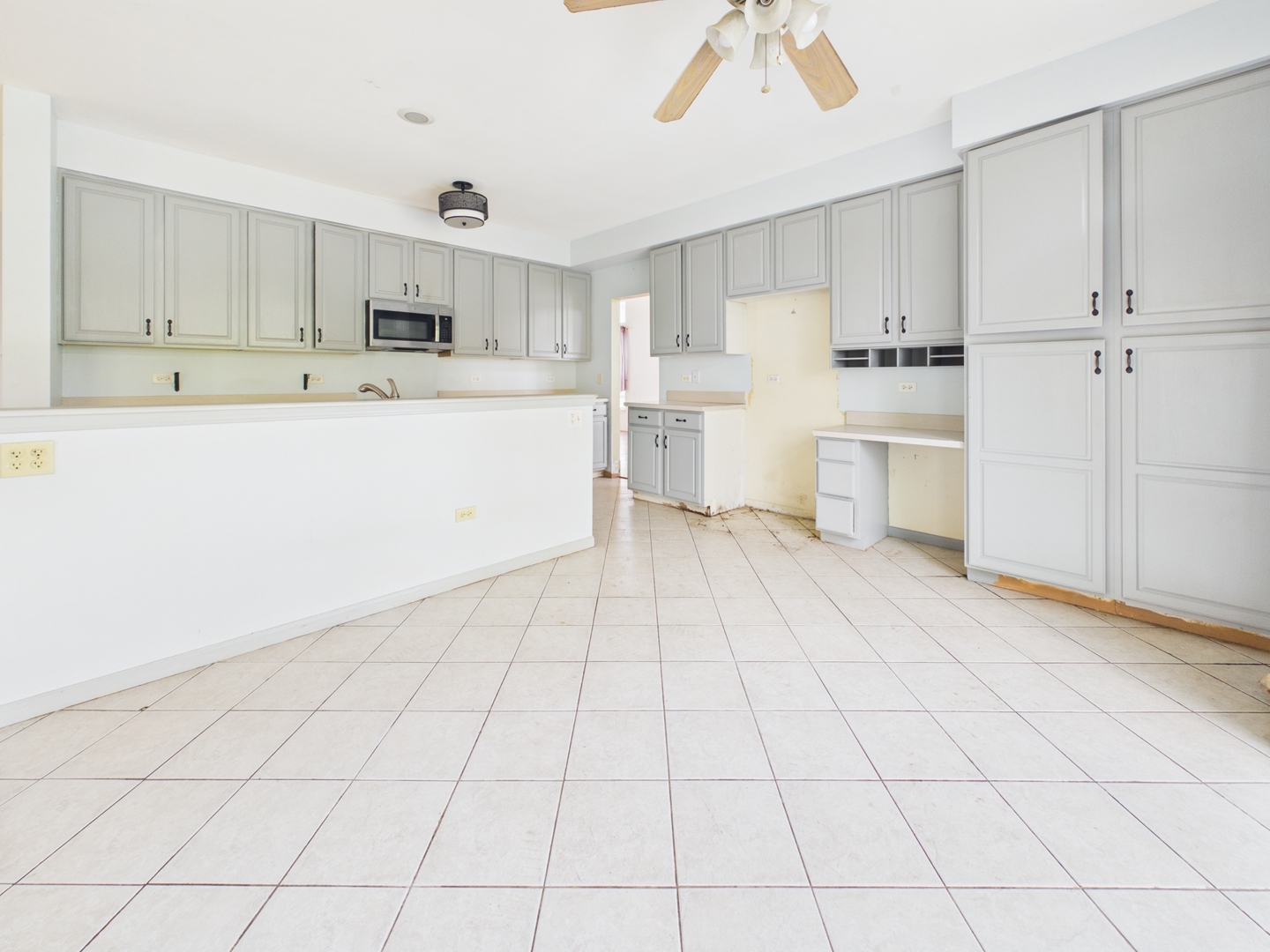158 Cider Street Bolingbrook, IL 60490 - Photo 10 of 31