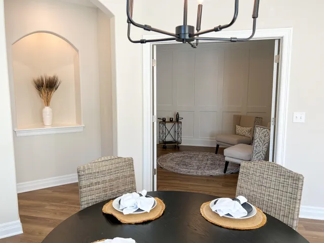 $414,000 | 925 East Cross Crk Court, Derby, KS 67037