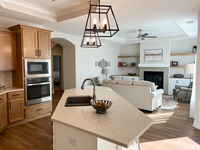 $414,000 | 925 East Cross Crk Court, Derby, KS 67037