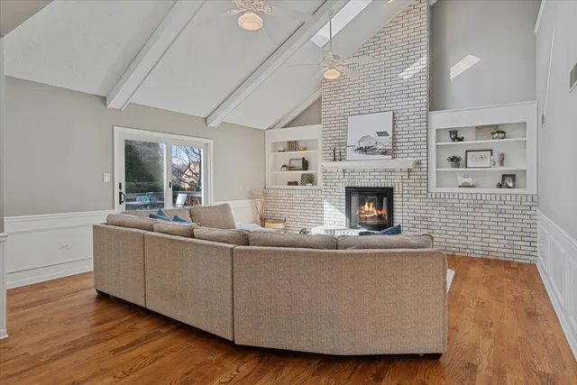 $850,000 | 2243 Aster Court, Naperville, IL 60565