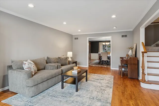 $850,000 | 2243 Aster Court, Naperville, IL 60565