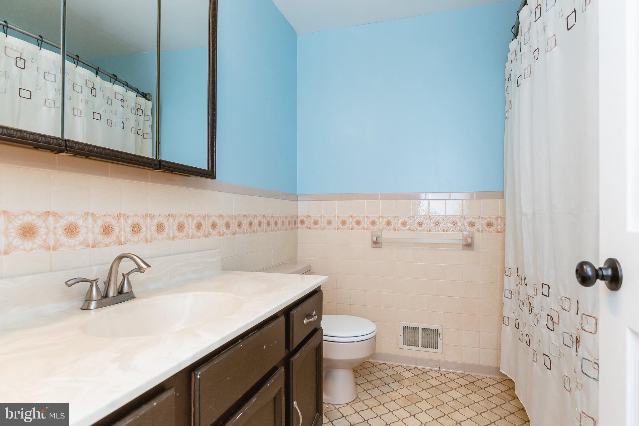 853 Rome Court Bel Air, MD 21015 - Photo 18 of 53 Main bath