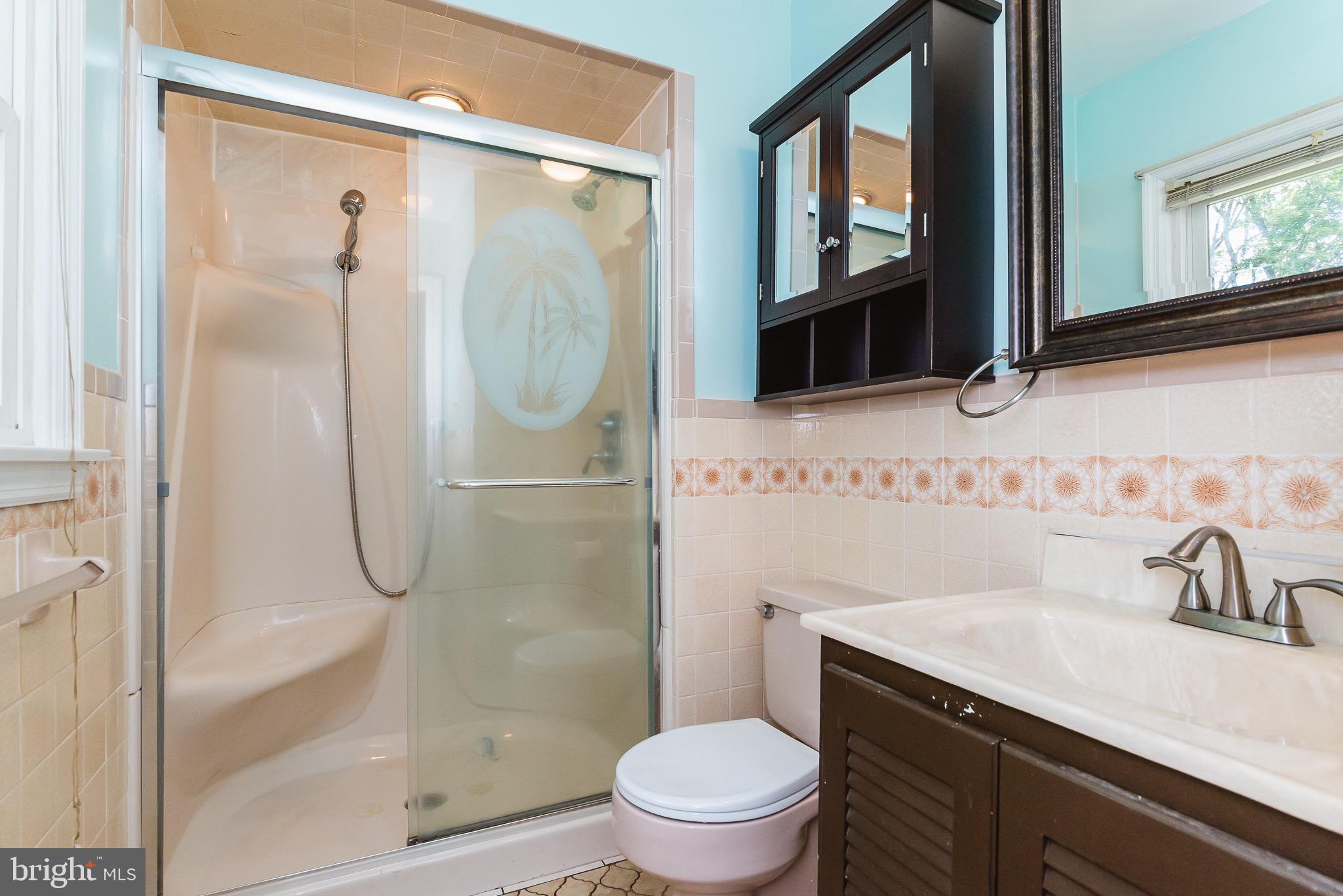 853 Rome Court Bel Air, MD 21015 - Photo 29 of 53 Owners bath
