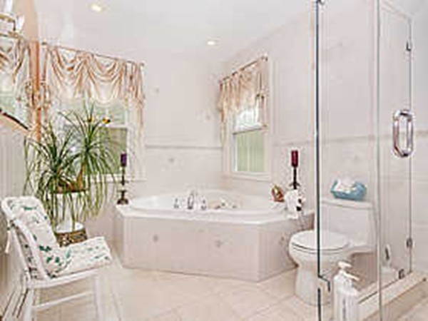 63 Elm Road Newton, MA 02460 - Photo 19 of 30 Gallery Image 19