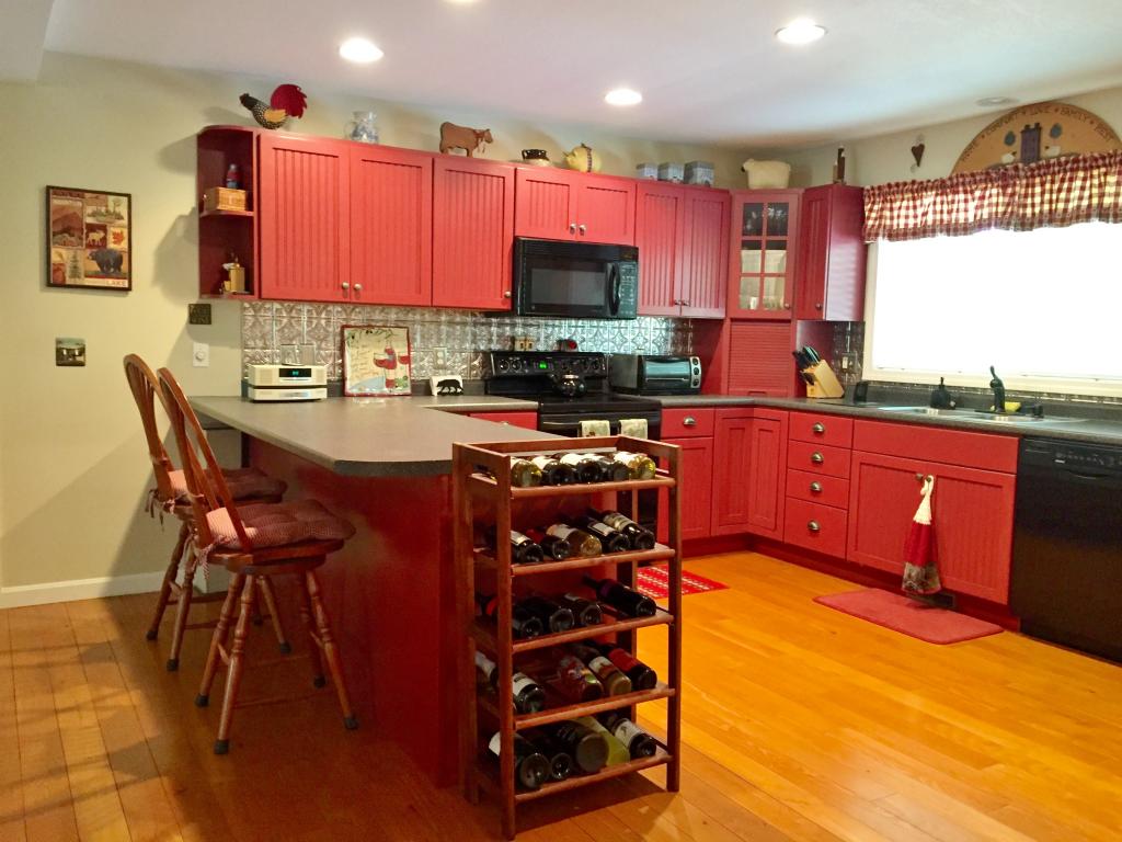 86 D Adams Circle, Unit D Conway, NH 03813 - Photo 5 of 25