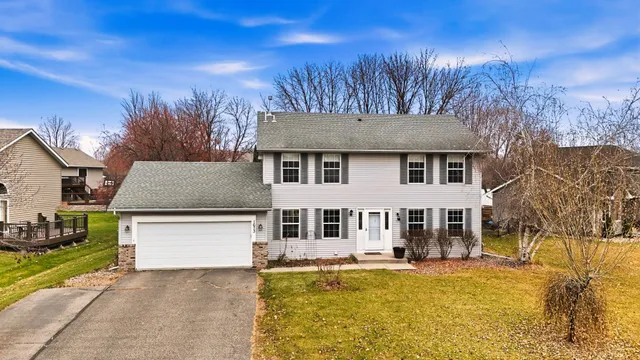 $484,900 | 1673 Parkway Avenue, Shakopee, MN 55379