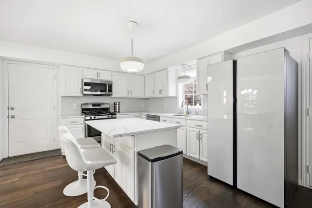 $484,900 | 1673 Parkway Avenue, Shakopee, MN 55379