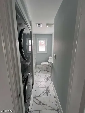 $2,400 | 308 Seaton Avenue, Roselle Park, NJ 07204