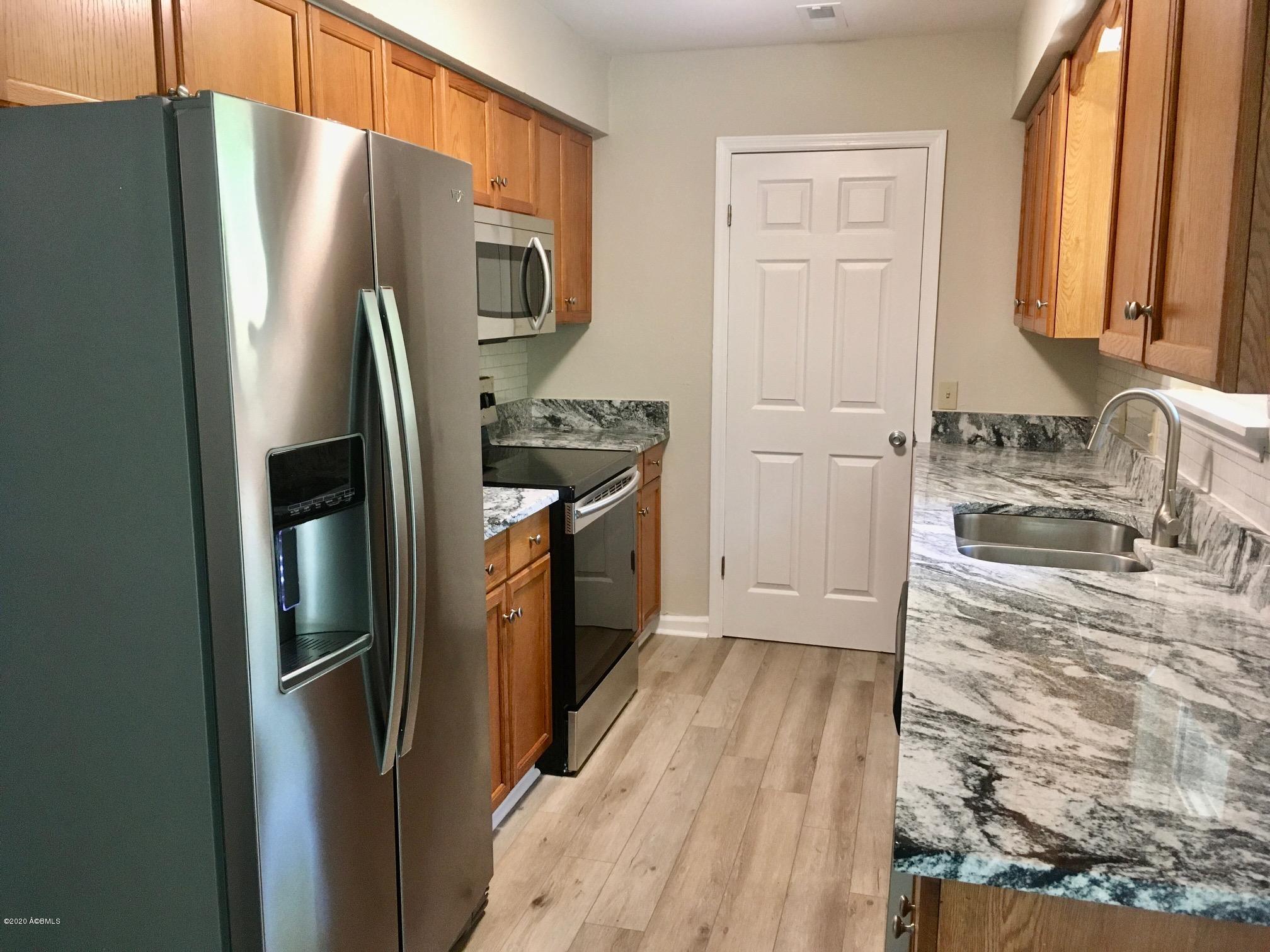 644 Sams Point Road Beaufort, SC 29907 - Photo 6 of 17 SPR17