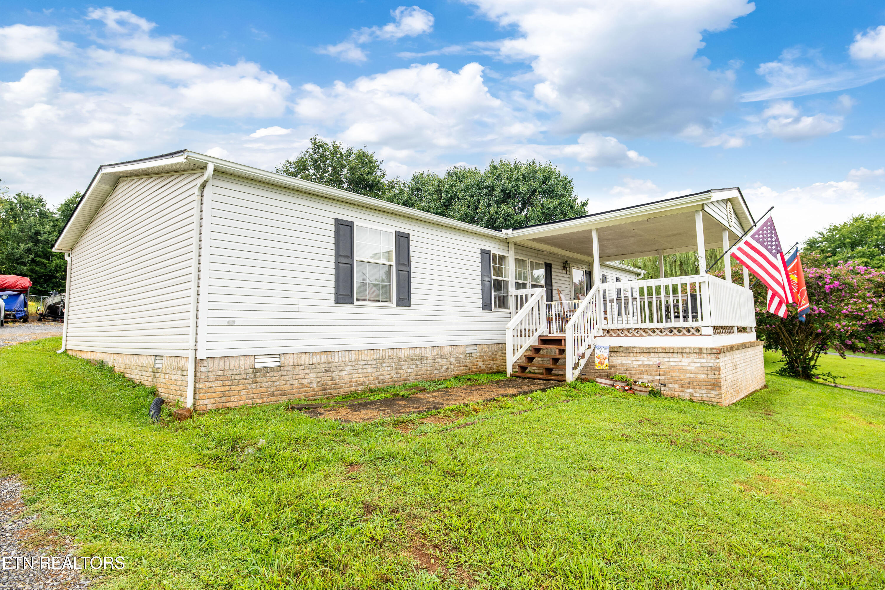 957 Cloyds Church Road Greenback, TN 37742 - Photo 35 of 40 957CloydsChurchRd-8