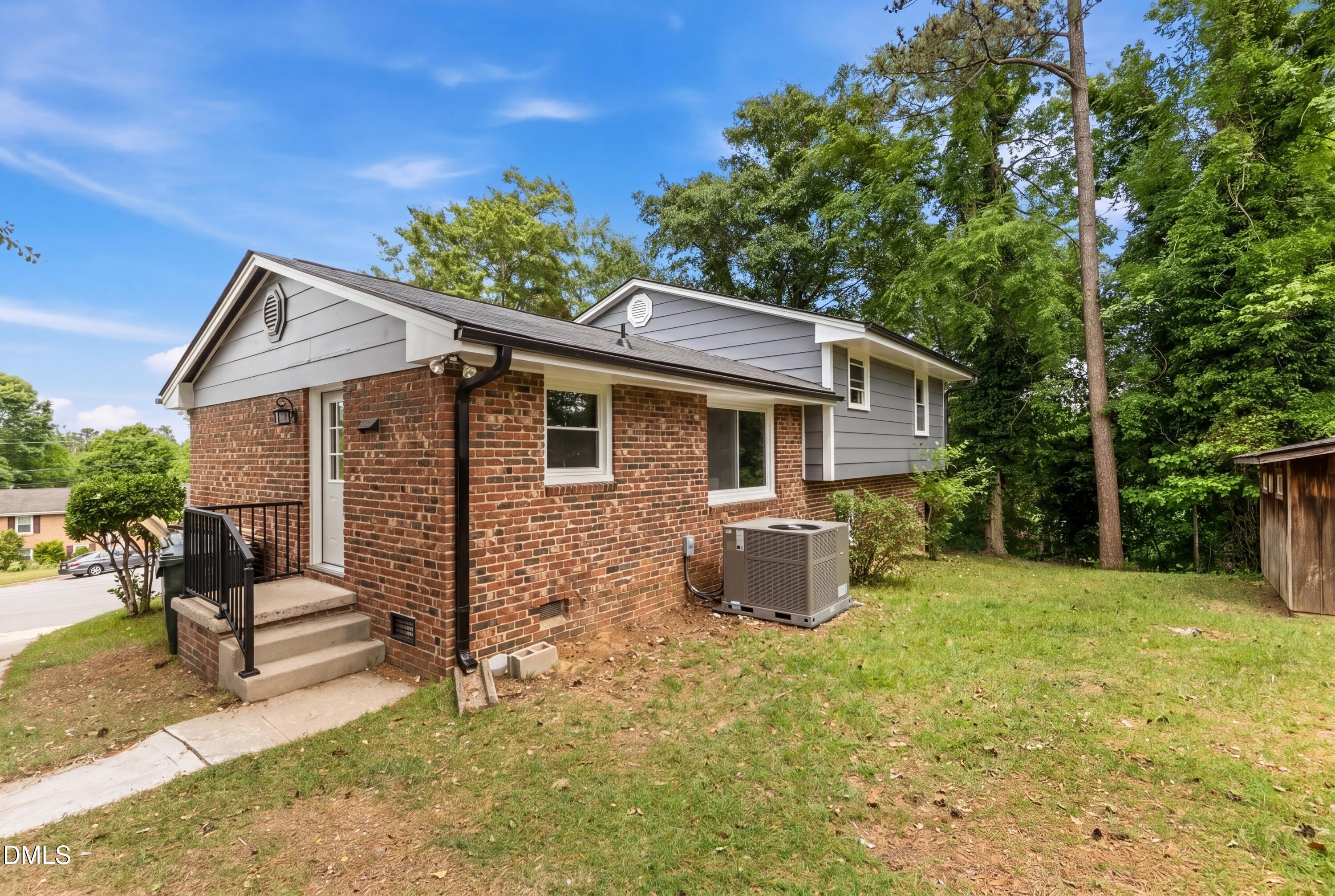 2308 Blacklan Circle Raleigh, NC 27610 - Photo 33 of 43 hf_20260503_160927_104a8861-c75e-4111-b2