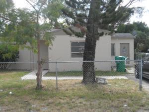 167 West 25th Street Riviera Beach, FL 33404 - Photo 1 of 1 Front View